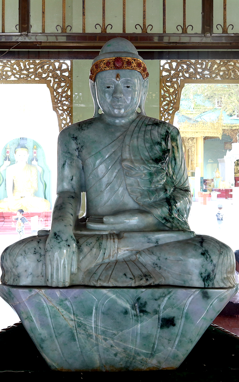 ကျောက်စိမ်းဘုရား