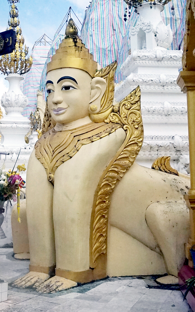 Manussīha Statue